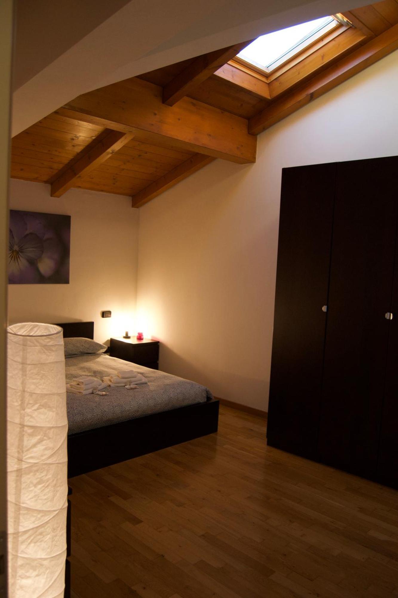 Casa Viola, Deliziosa Mansarda In Centro Storico Apartment Modena Exterior foto