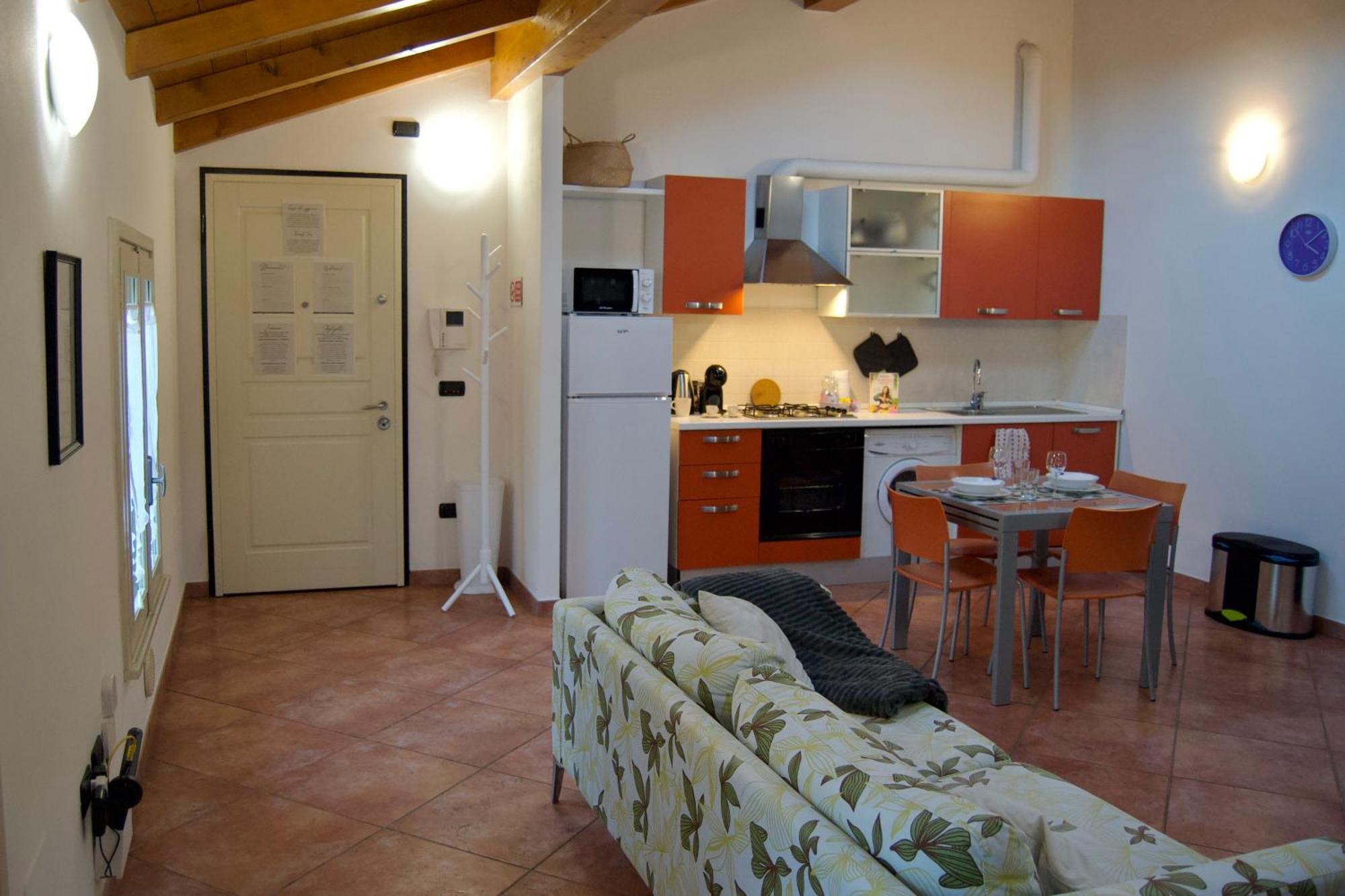 Casa Viola, Deliziosa Mansarda In Centro Storico Apartment Modena Exterior foto